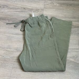 Zara High Waisted Paper Bag Olive Green Khaki Cropped Ankle Pants